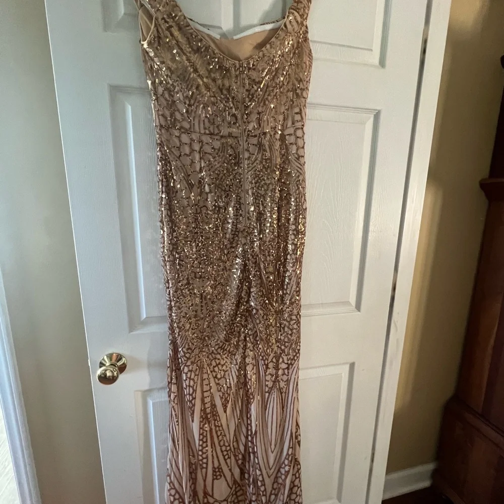 Lin Lin Q Women's Maxi Formal Off Shoulder Sequin Dress Size XL - Picture 1 of 3